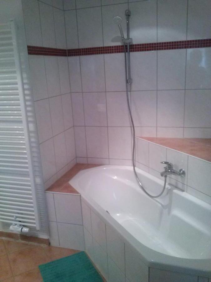 Ferienwohnung Konrad - Nahe Chemnitz Limbach-Oberfrohna Exterior foto